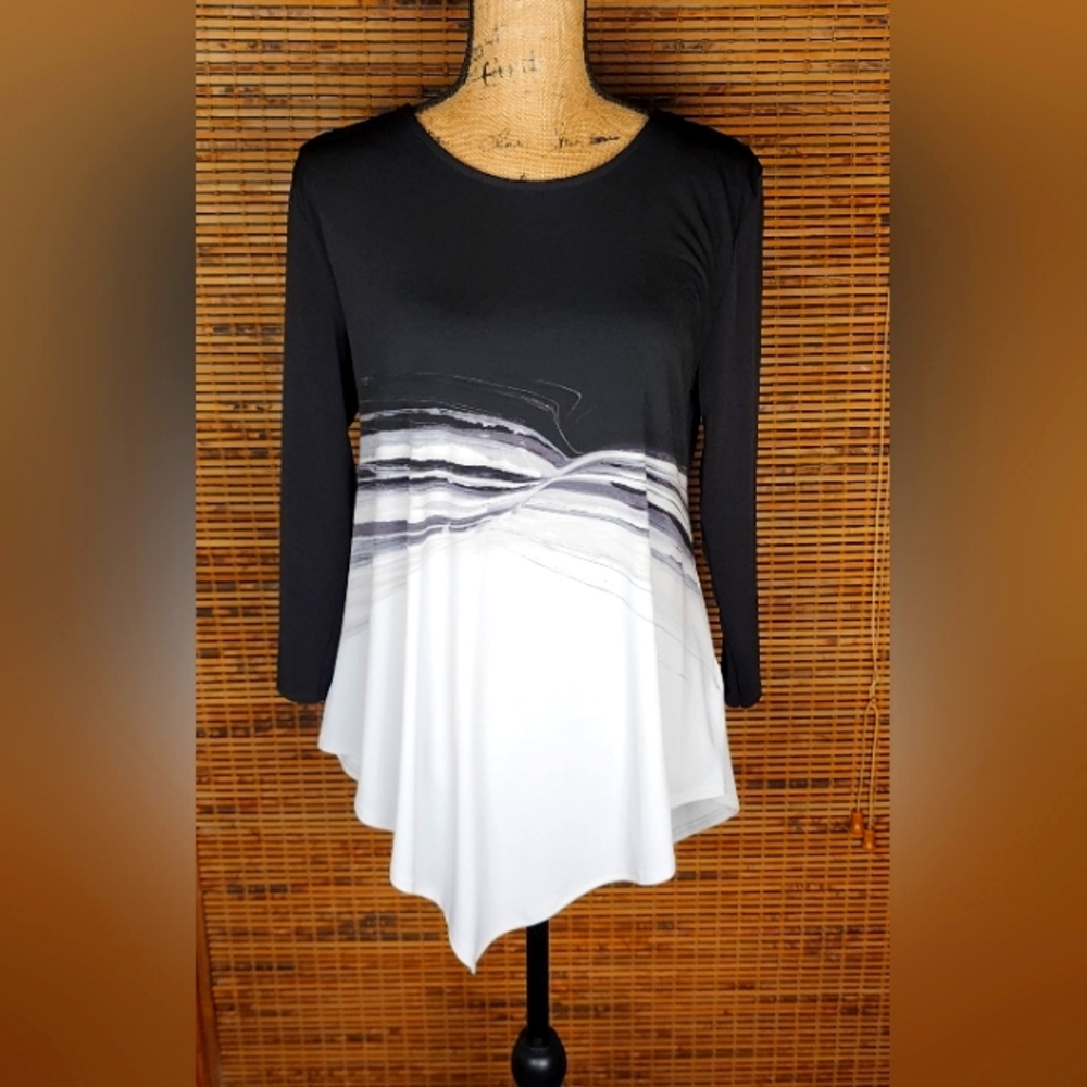 Alfani Black and White Long Sleeve Top
